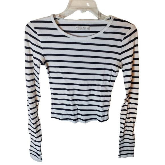 Abercrombie & Fitch Black/White Striped Crop Henley, Small - Picture 1 of 6